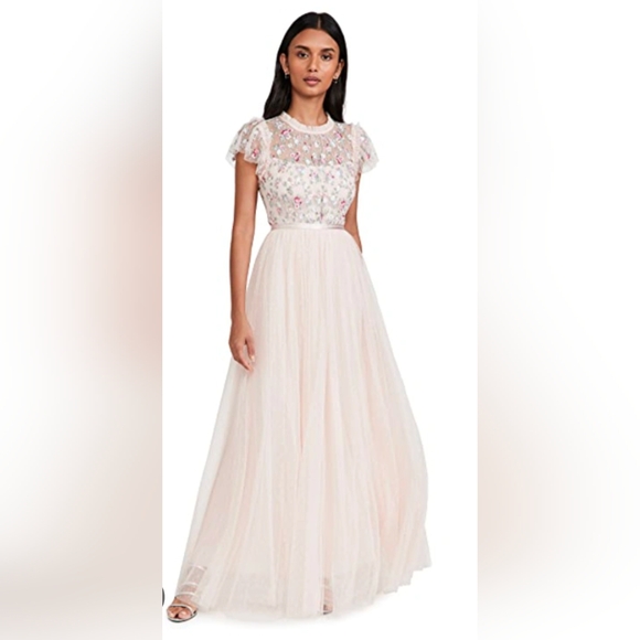 Needle‎ & Thread Giselle Gown, Size 4 - Picture 4 of 17